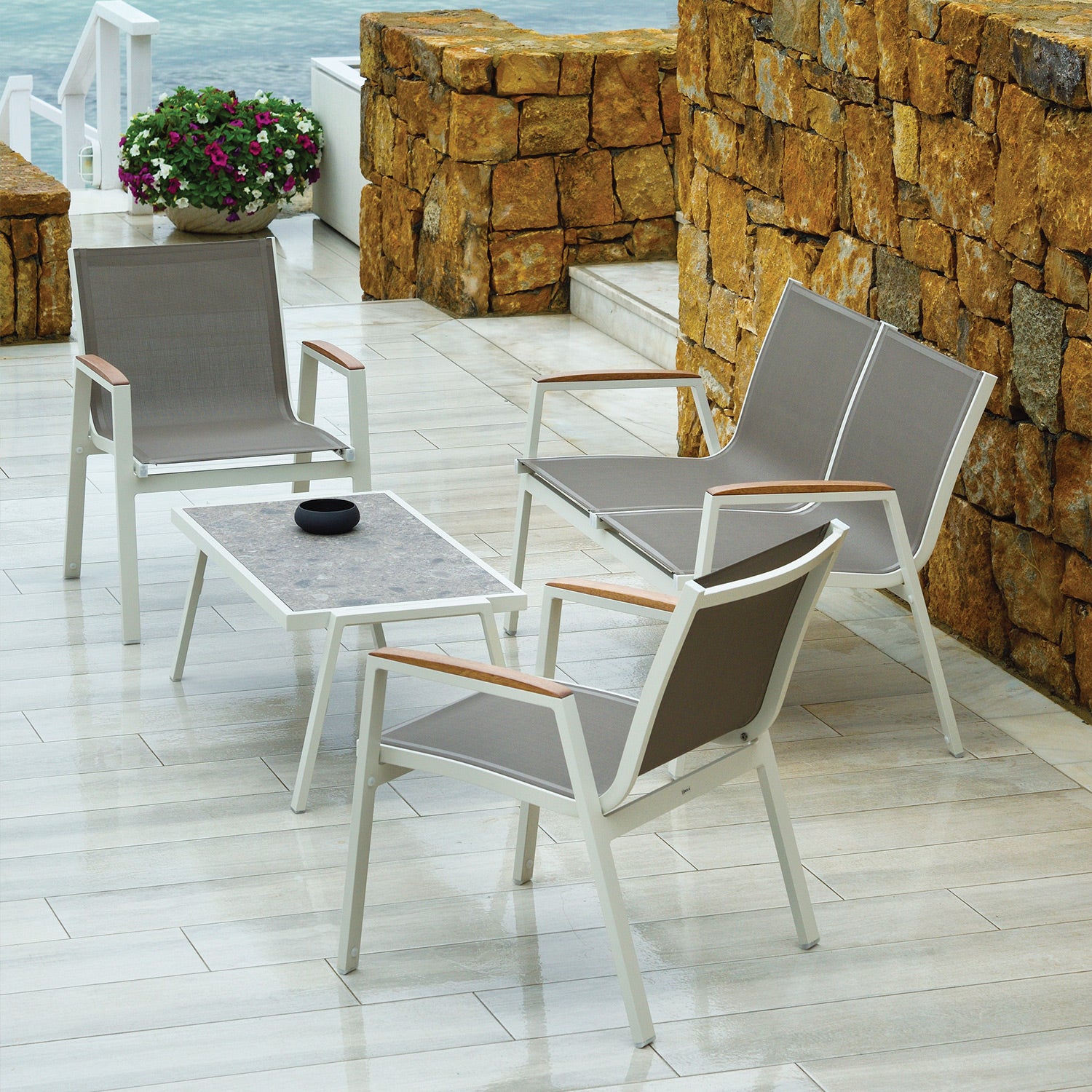 Amelia Lounge Armchair