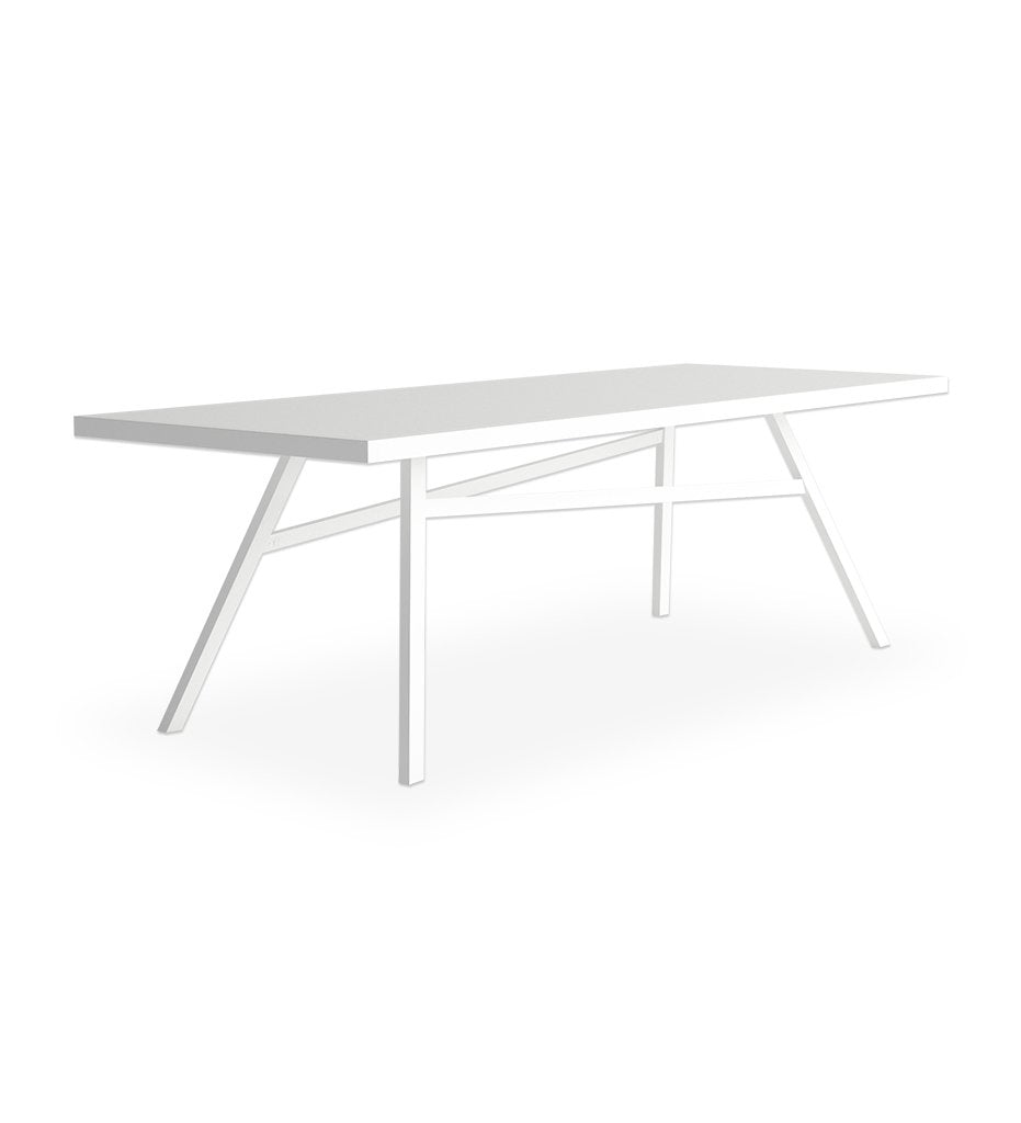 Pulvis Dining Table