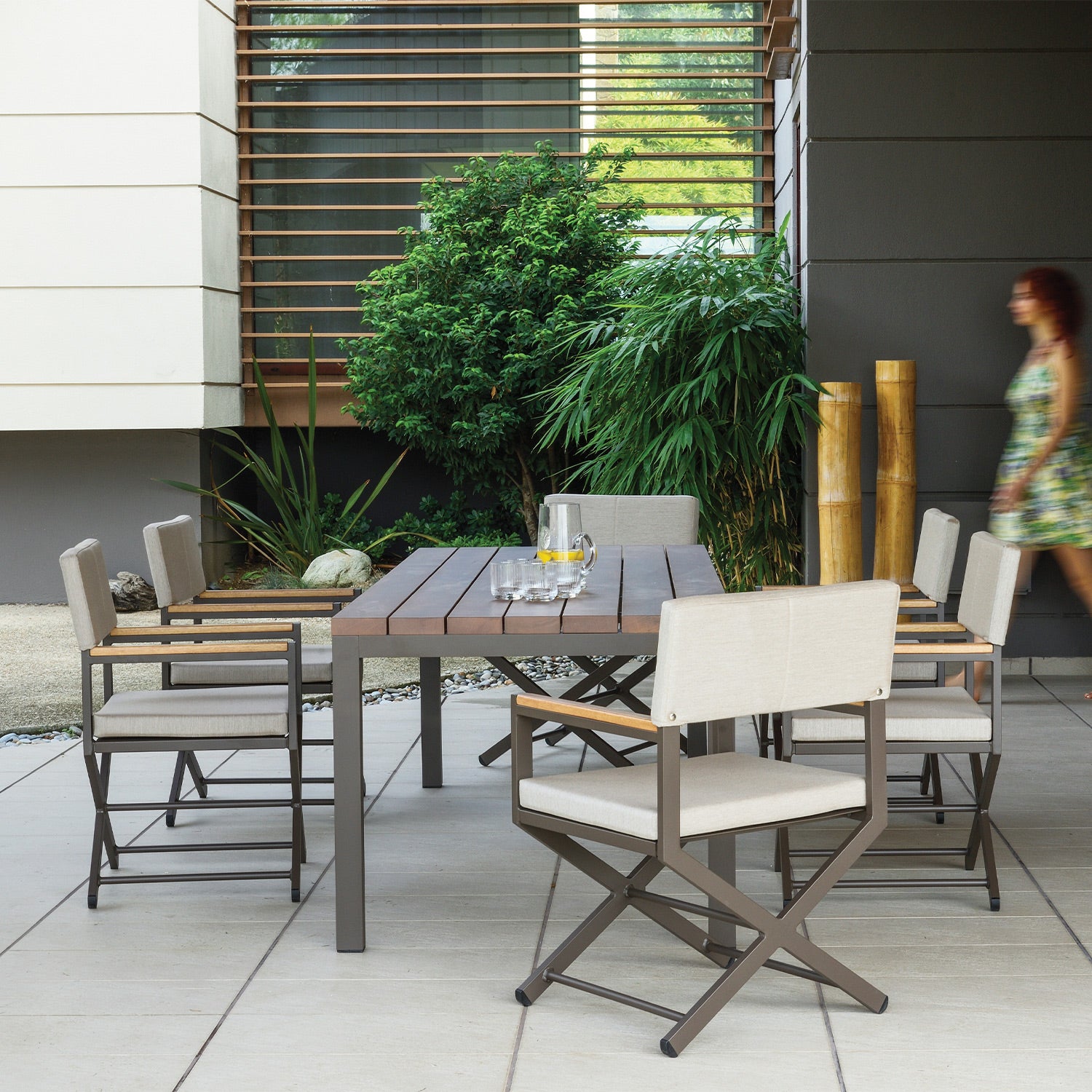Ultra Dining Table