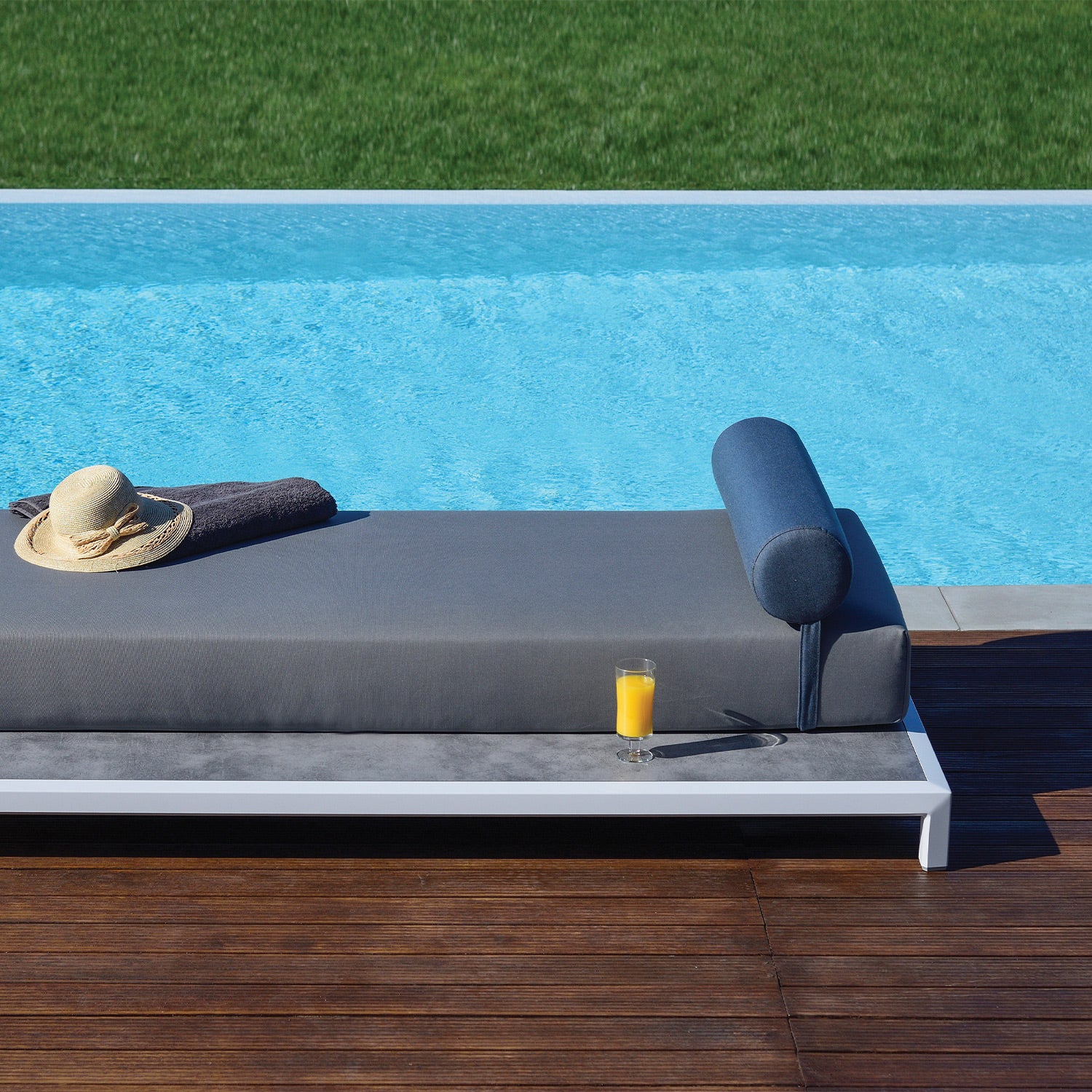 Victus Sofa Bed