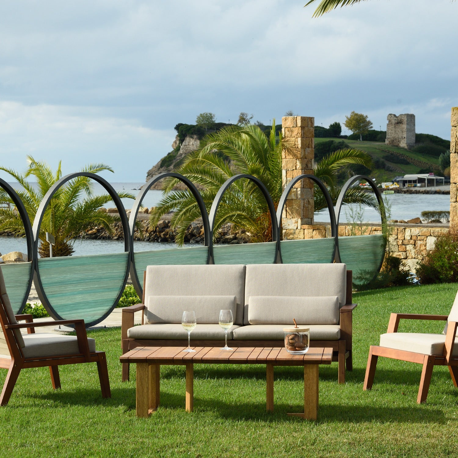 Balos Sofa