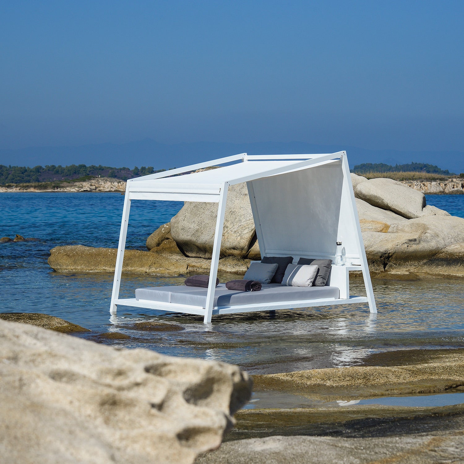 Pulvis Daybed
